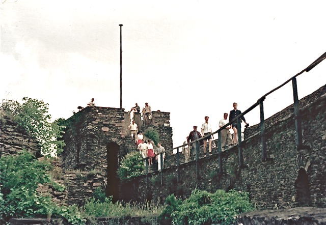 1962 Fahrt an den Rhein: Burgruine Rheinfels