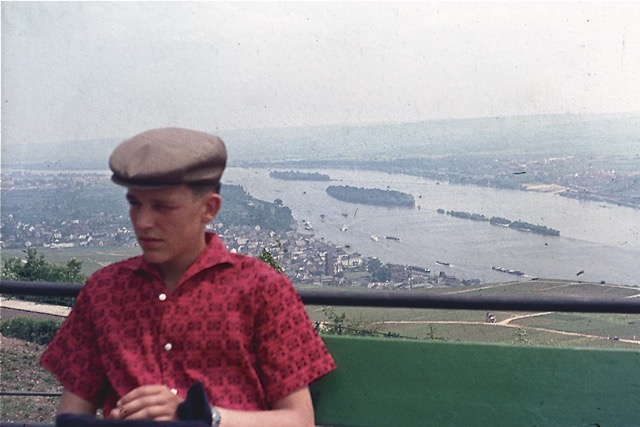 1962 Fahrt an den Rhein: Meene hoch über dem Fluss