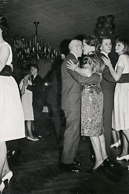 1963 Abschlussfest: Herr Gauglitz, Fr. Wolf, Manfred, Edith